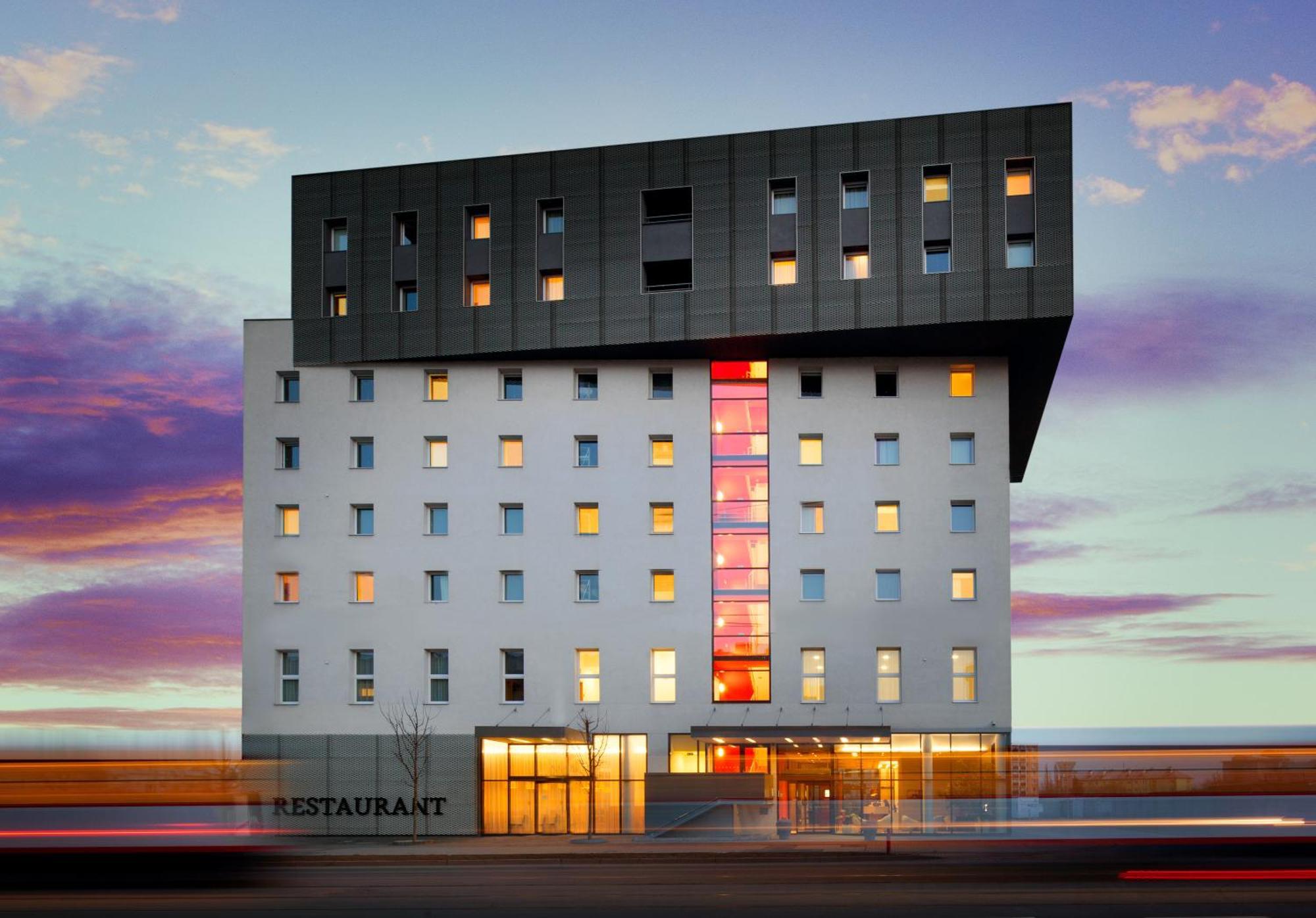 Comfort Hotel Olomouc Centre Exterior photo